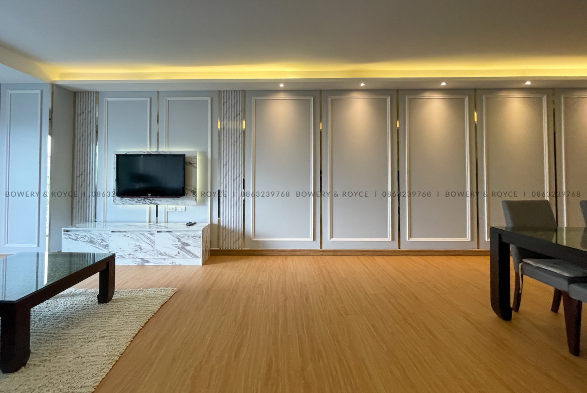 Beautiful Renovated Two Bedroom Condo for Rent in Thong Lor-1