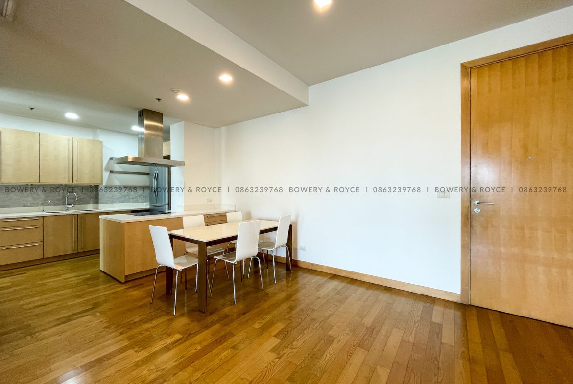 Two Bedroom Condo for Rent Close to BTS Phrom Phong