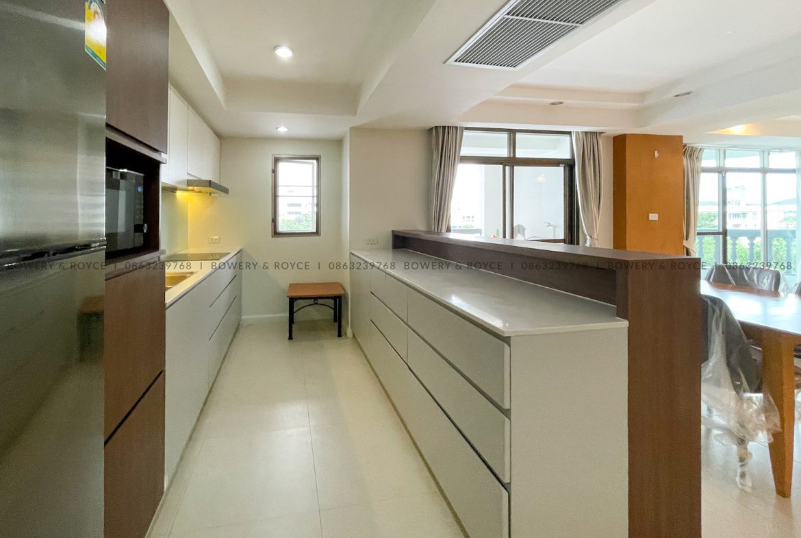 large three bedroom condo for rent in Phrom Phong