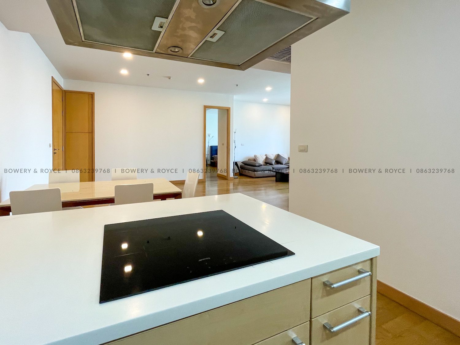 Two Bedroom Condo for Rent Close to BTS Phrom Phong