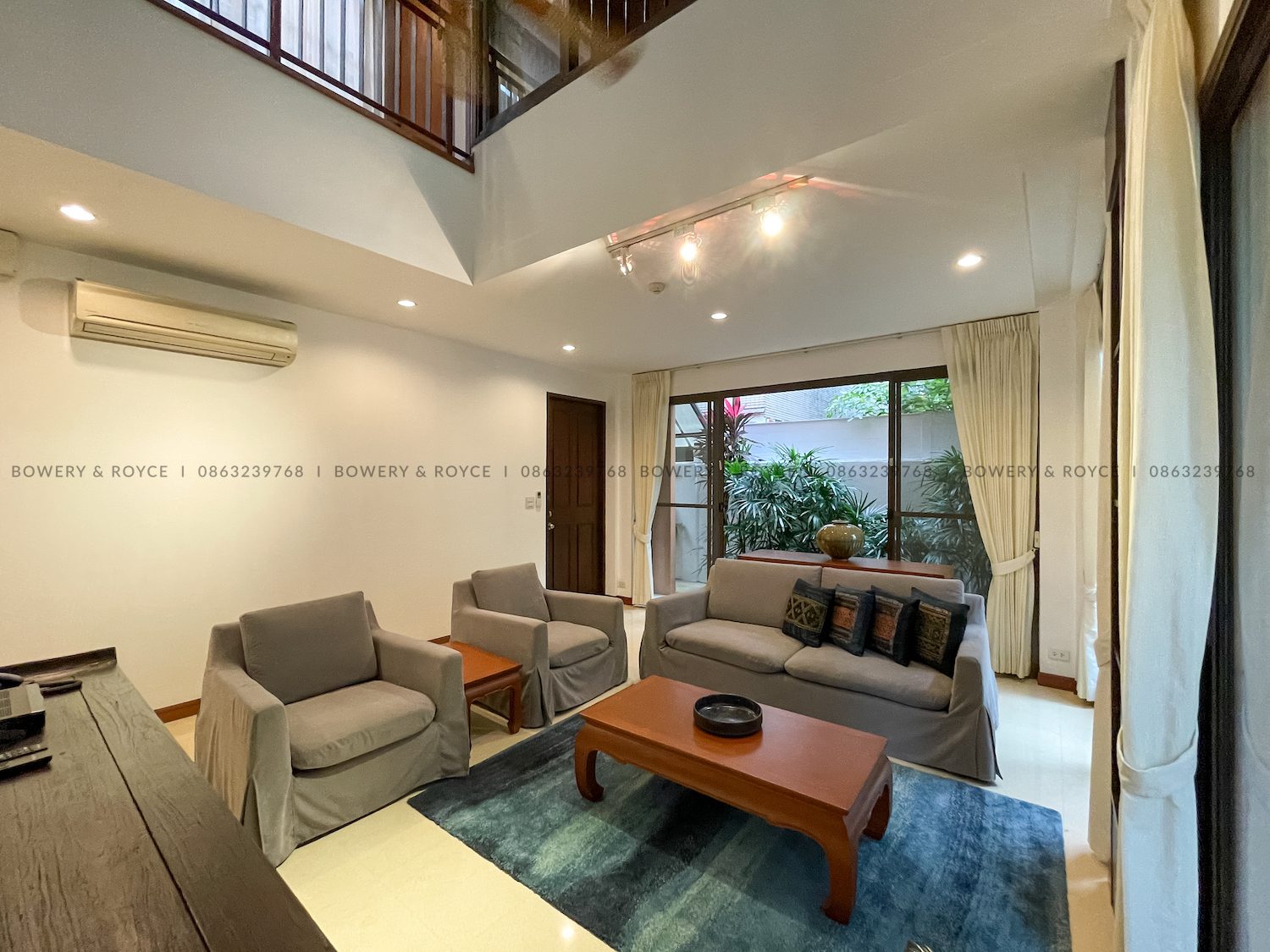 Stunning Three Bedroom Plus Study House for Rent in Phrom Phong