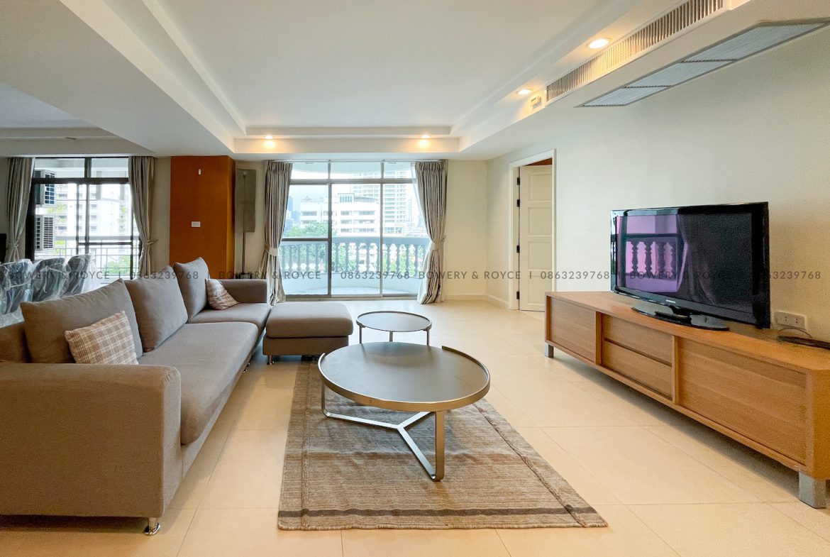 large three bedroom condo for rent in Phrom Phong