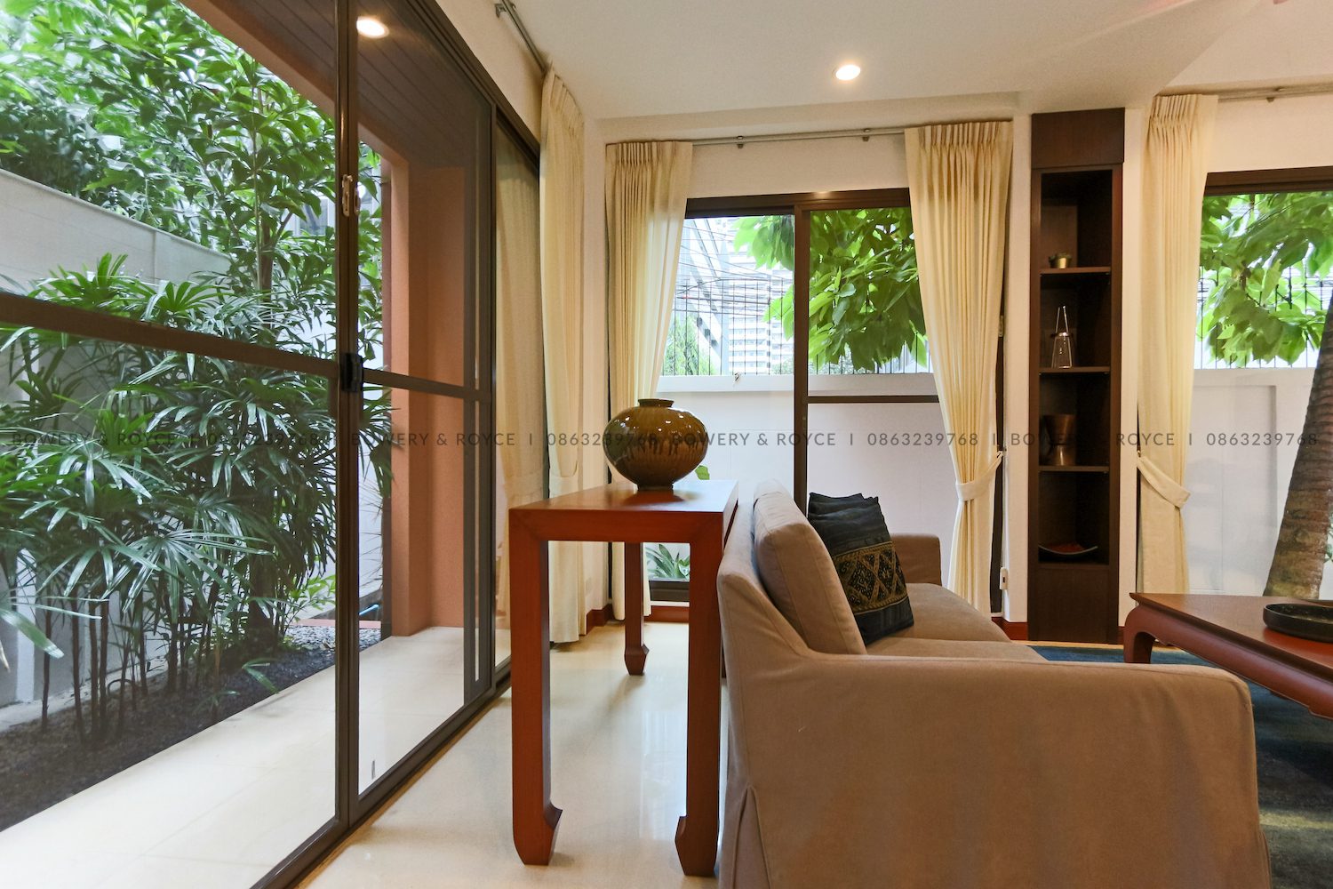 Stunning Three Bedroom Plus Study House for Rent in Phrom Phong
