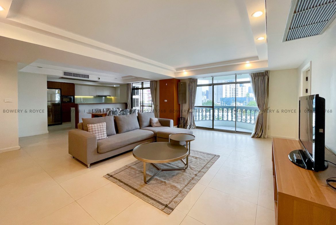 large three bedroom condo for rent in Phrom Phong