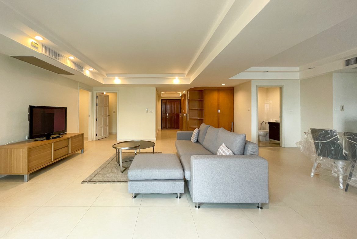 large three bedroom condo for rent in Phrom Phong