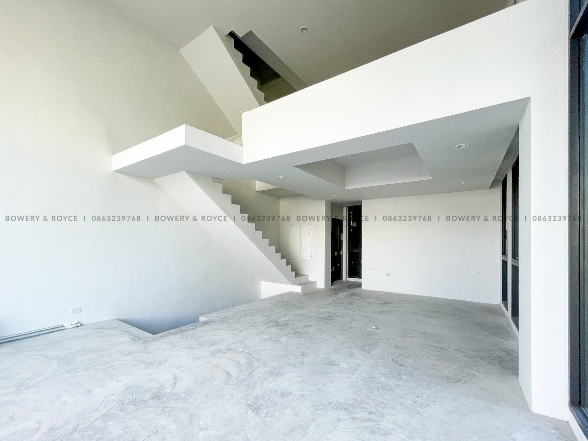 Brand New Bare Shell Three Bedroom Townhouse for Sale in Thong Lor