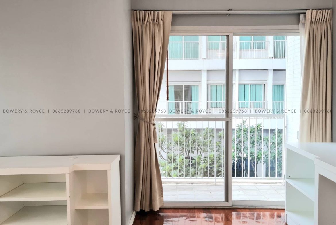 modern two bedroom condo for rent in Thong Lor