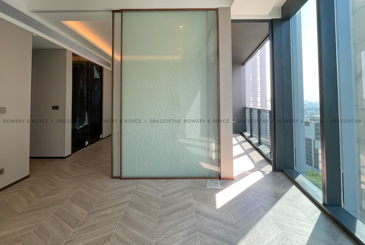 Luxurious Brand New One Bedroom Condo for Sale in Phrom Phong