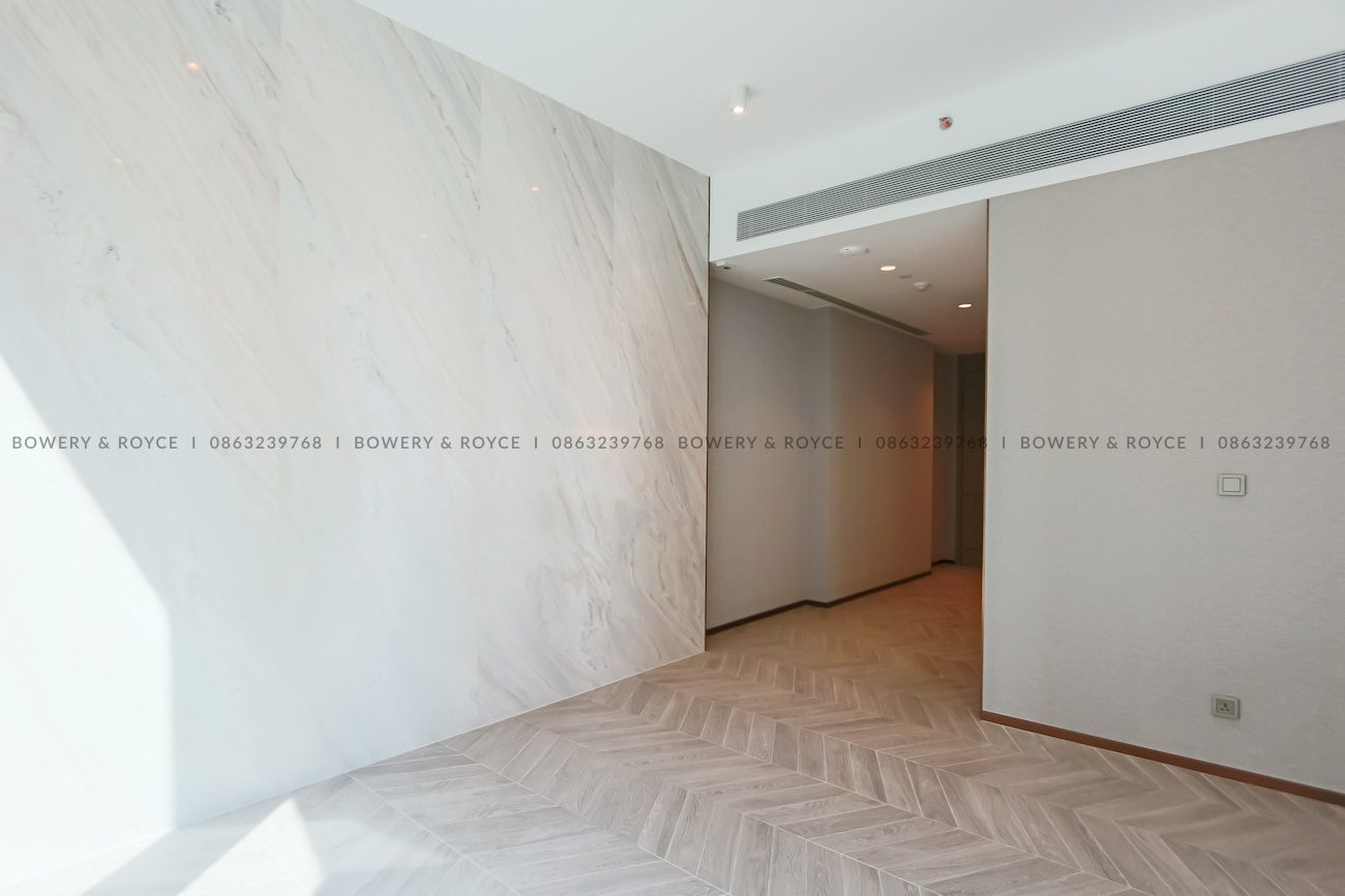 Luxurious Brand New One Bedroom Condo for Sale in Phrom Phong