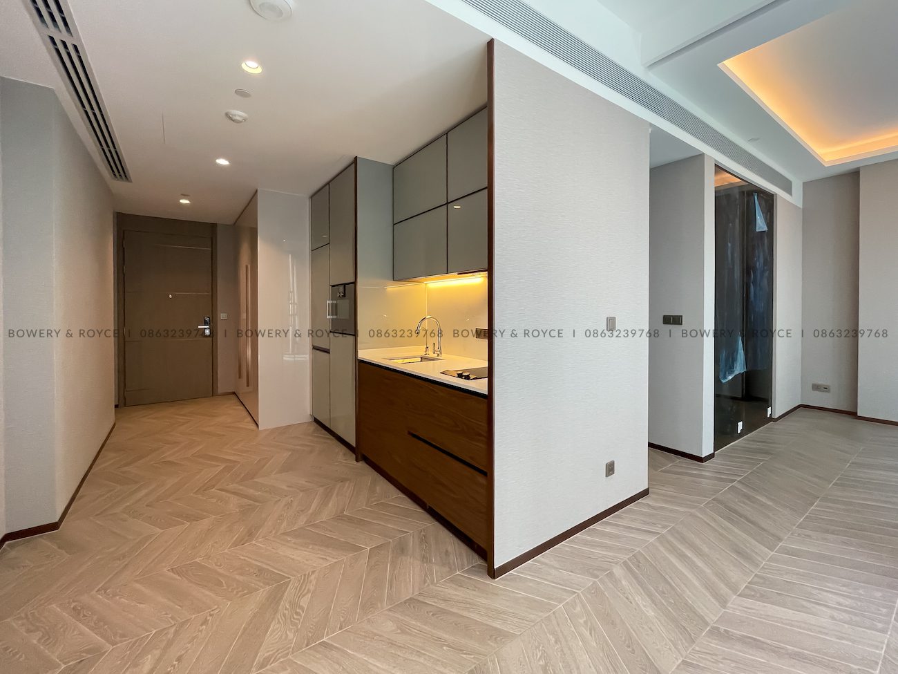 Luxurious Brand New One Bedroom Condo for Sale in Phrom Phong