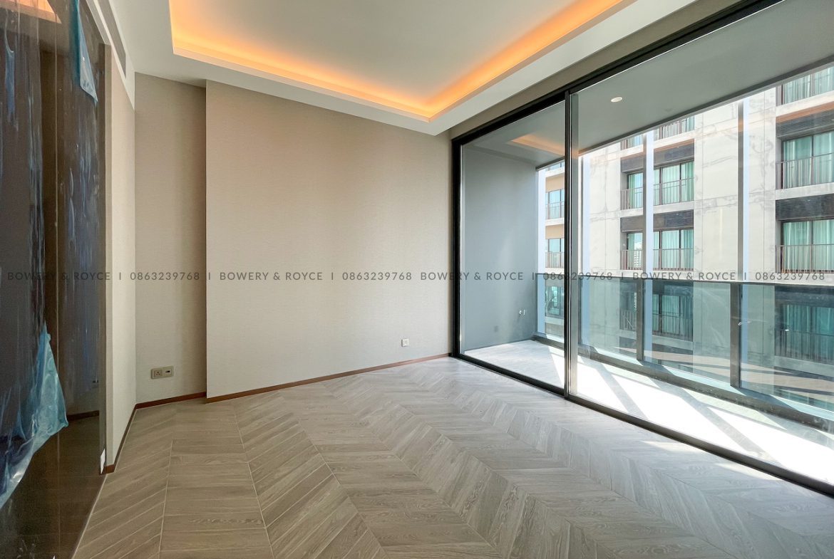 Luxurious Brand New One Bedroom Condo for Sale in Phrom Phong