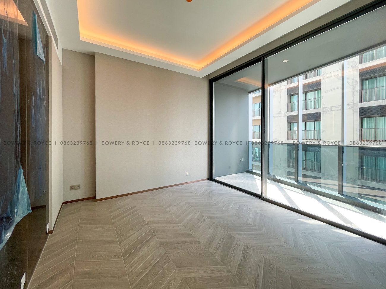 Luxurious Brand New One Bedroom Condo for Sale in Phrom Phong