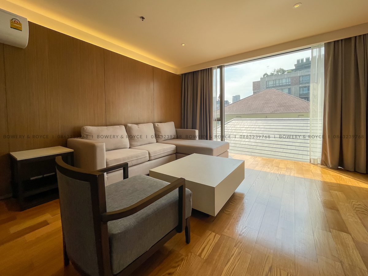 Spacious One Bedroom Duplex for Rent in Phrom Phong