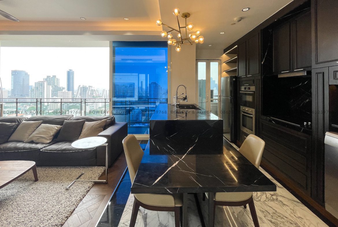 Beautifully Renovated Two Bedroom Condo for Sale in Phrom Phong