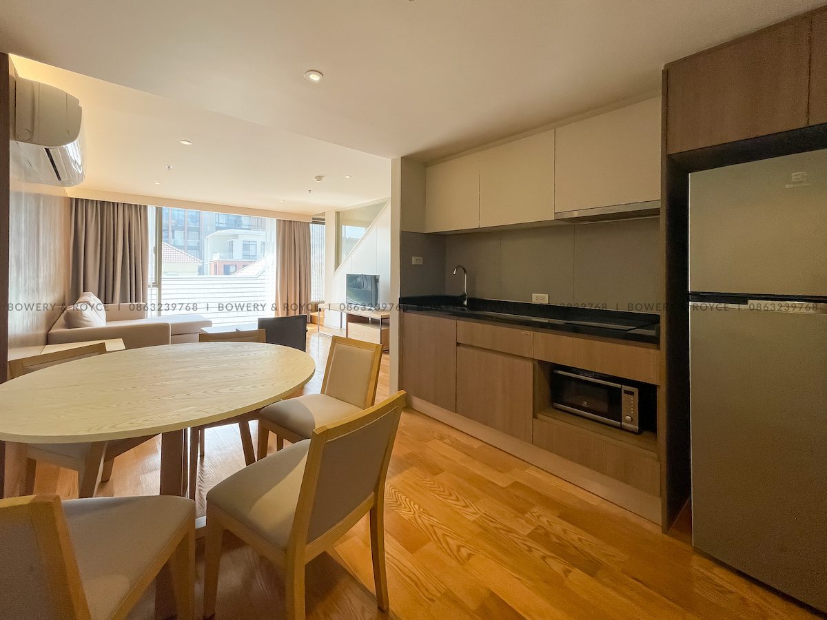 Spacious One Bedroom Duplex for Rent in Phrom Phong