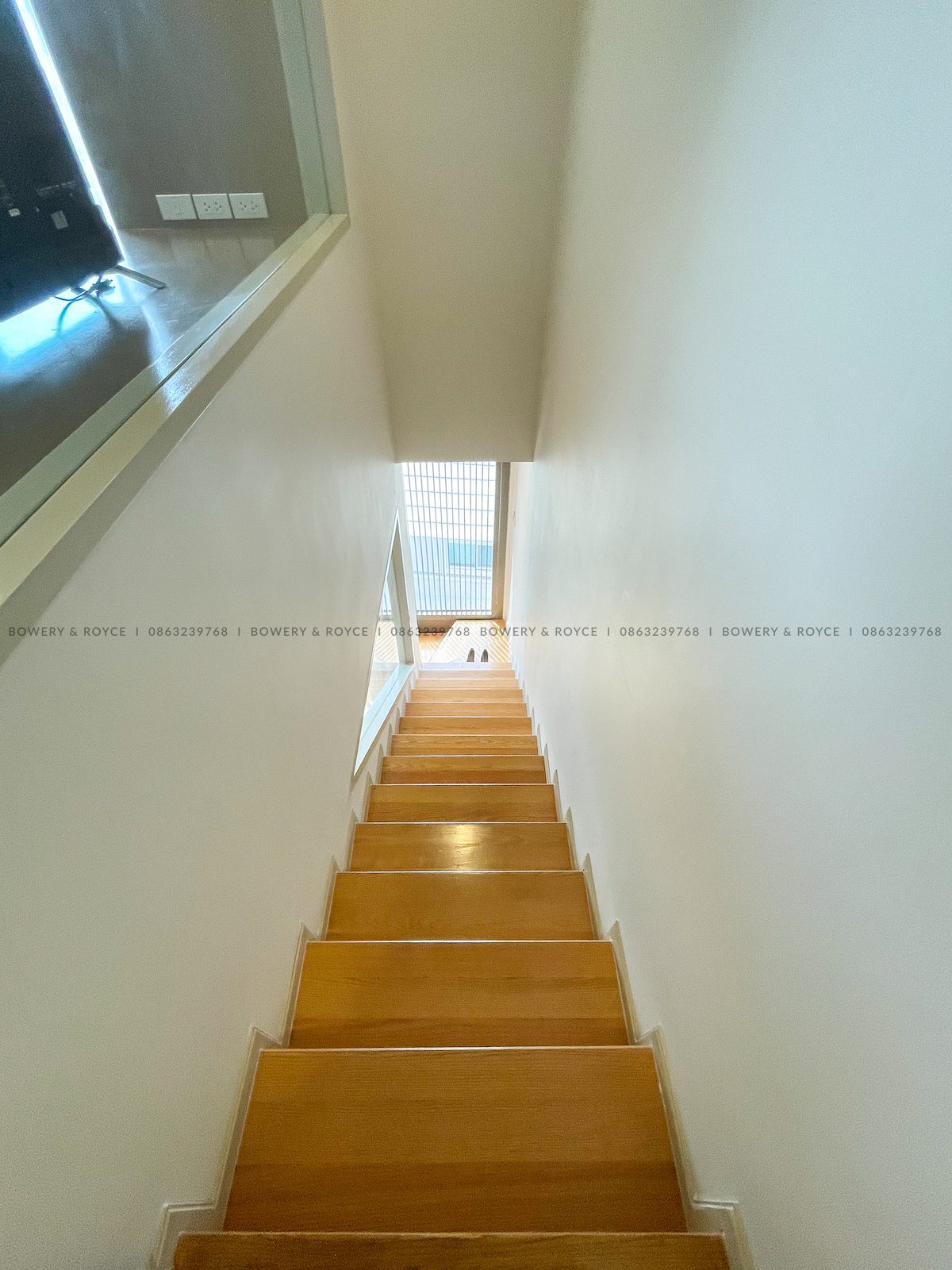 Spacious One Bedroom Duplex for Rent in Phrom Phong