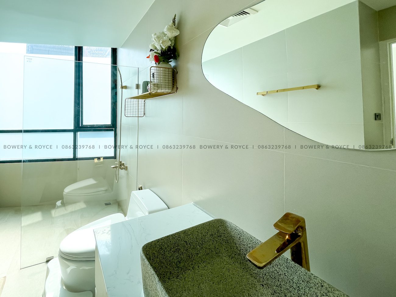 Beautifully renovated two bedroom condo for sale in Thong Lor
