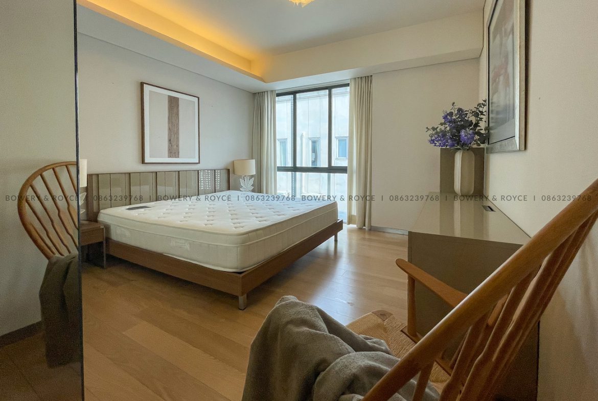 Modern Two bedroom plus office for rent and for sale in Phrom Phong - Bowery & Royce