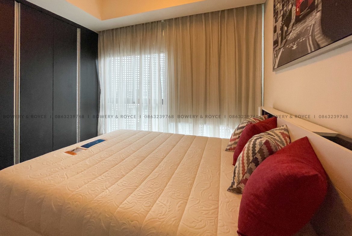 Modern Two bedroom plus office for rent and for sale in Phrom Phong - Bowery & Royce