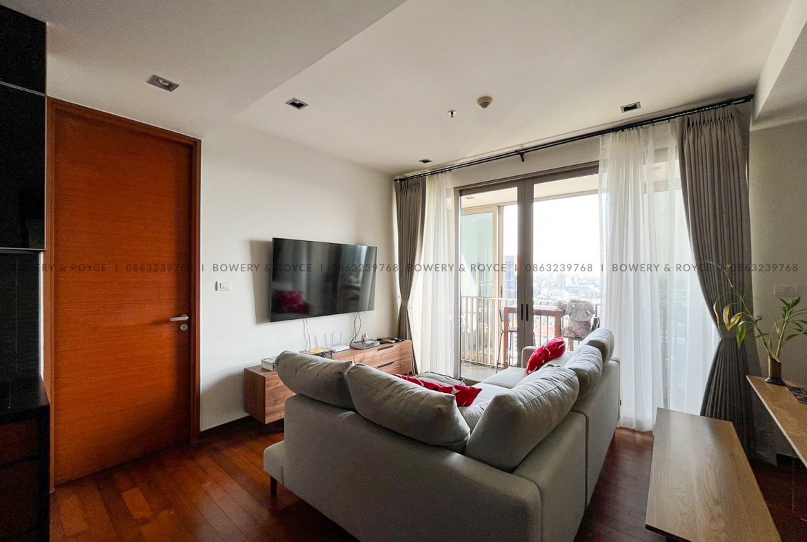 Pet friendly two bedroom condo for rent in Thong Lor