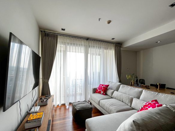 Pet friendly two bedroom condo for rent in Thong Lor