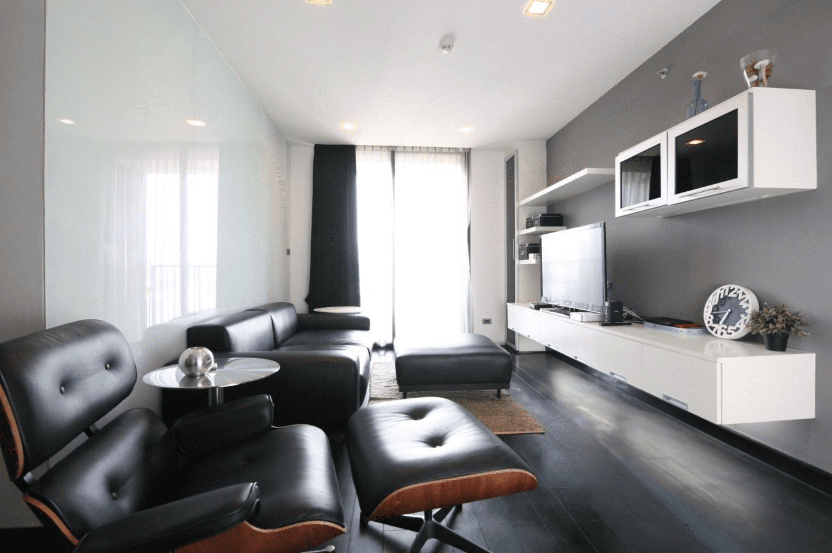 Modern two bedroom condo for rent and for sale in thong lor