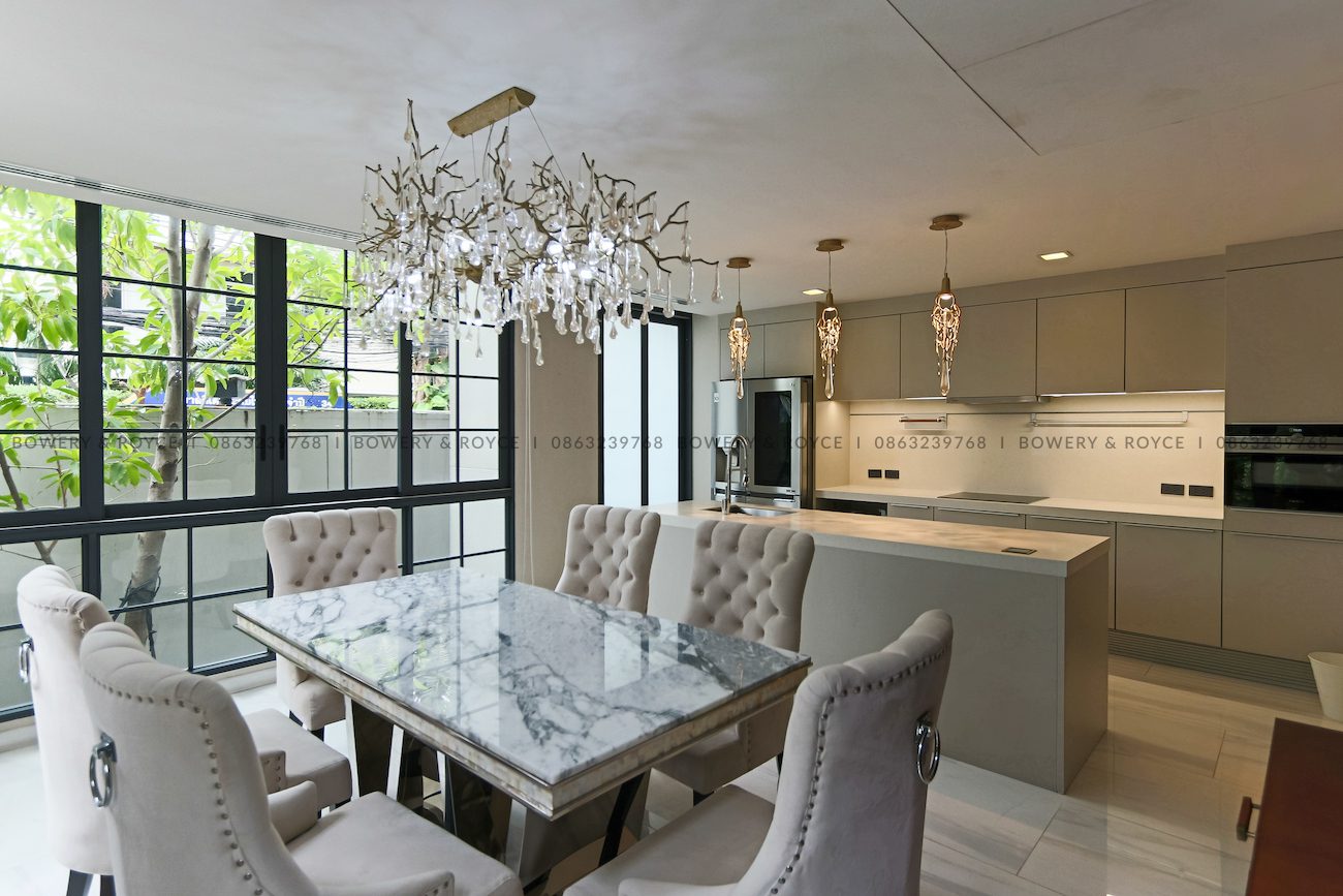Luxurious Four Bedroom House for Sale in Phrom Phong