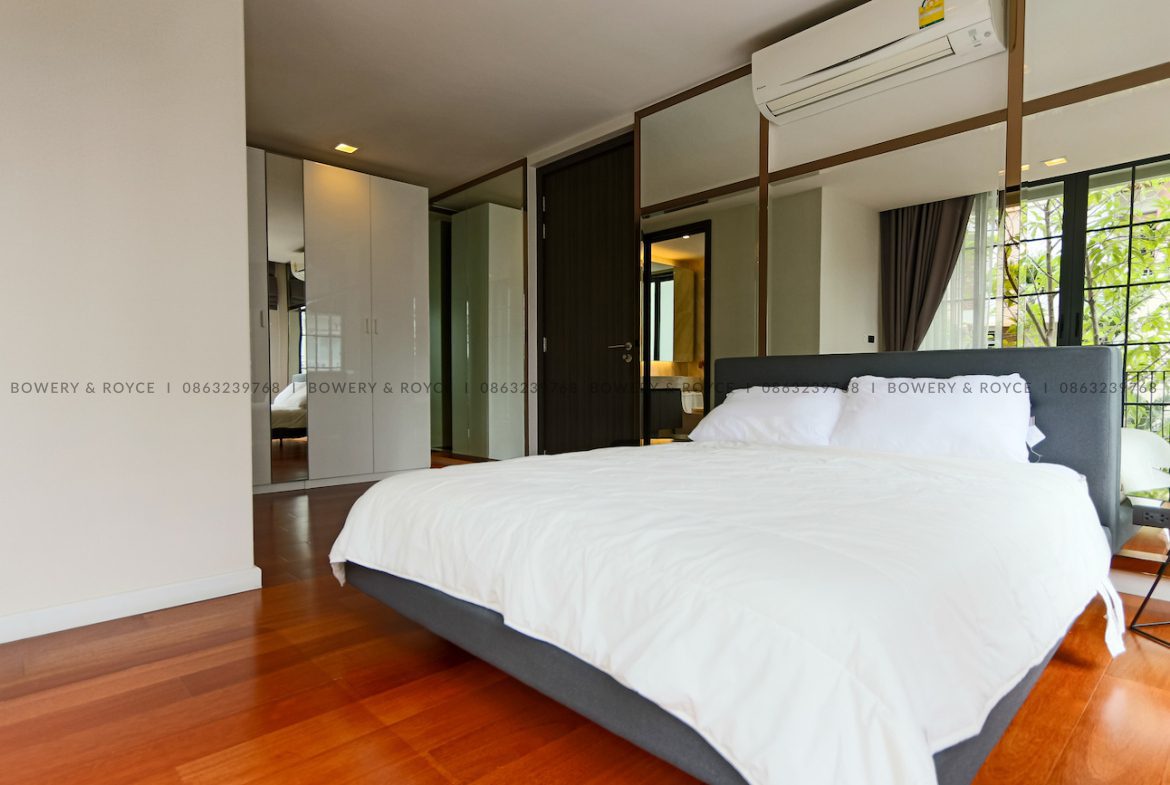 Luxurious Four Bedroom House for Sale in Phrom Phong