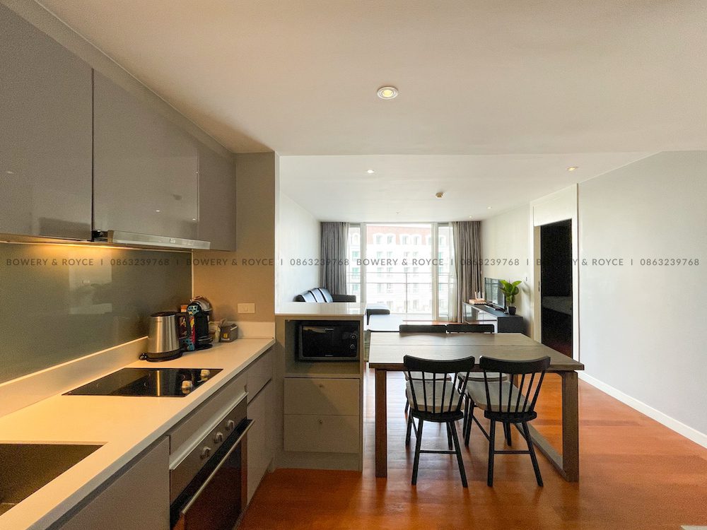 Lovely Two Bedroom Condo for Rent in Thong Lor