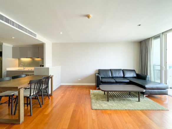 Lovely Two Bedroom Condo for Rent in Thong Lor