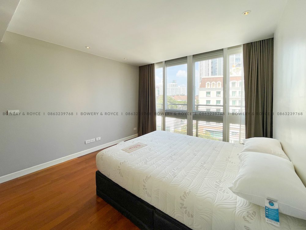 Lovely Two Bedroom Condo for Rent in Thong Lor
