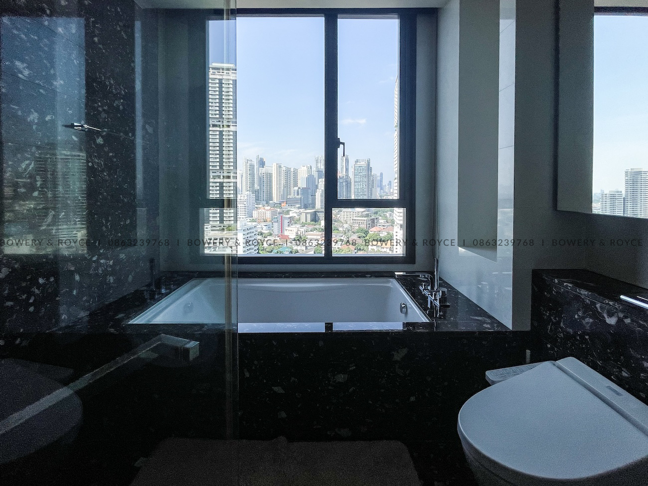 Beautifully Decorated Two Bedroom Condo for Sale at Beatniq Thong Lor
