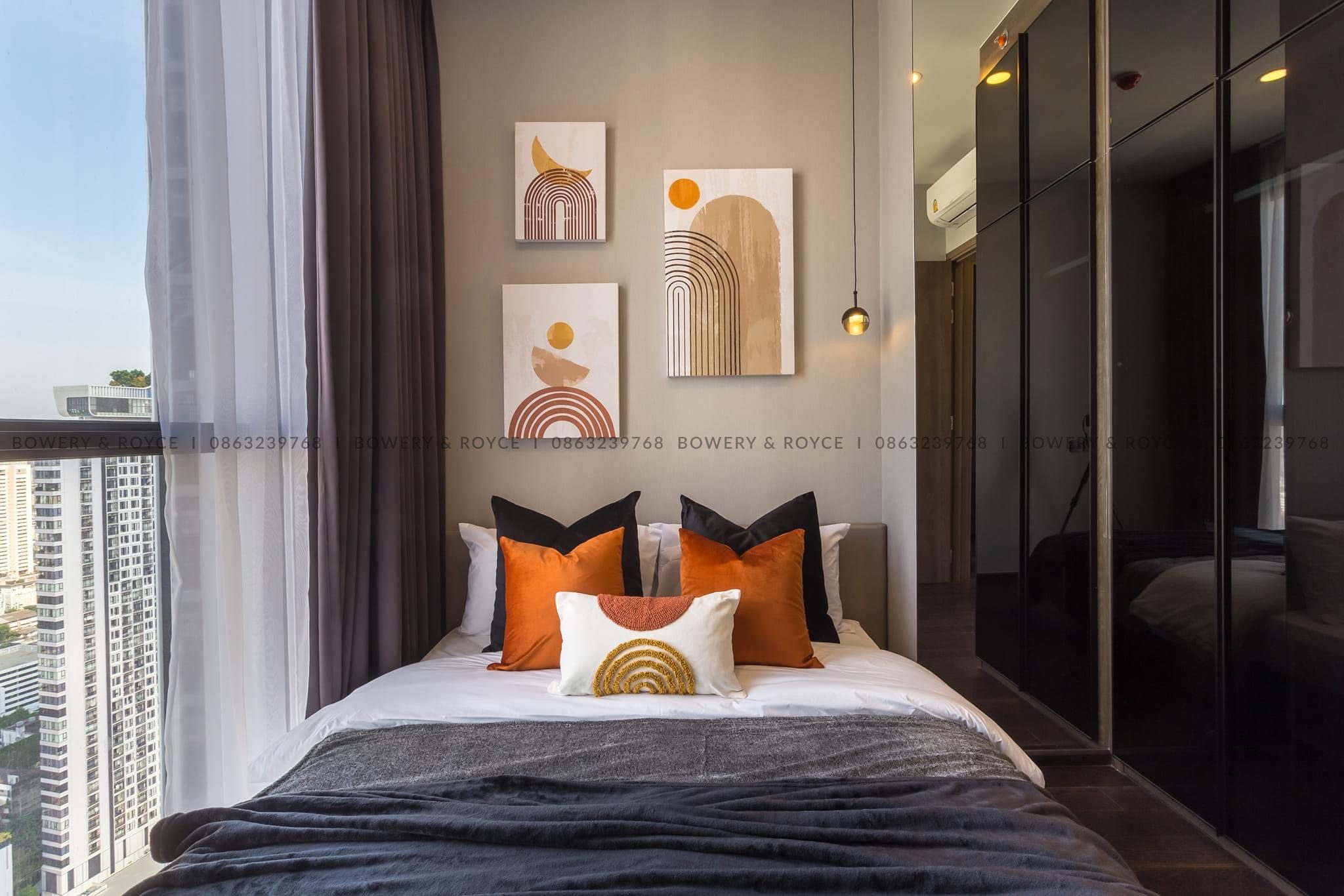 Luxurious Three Bedroom Condo for Sale in Thong Lor