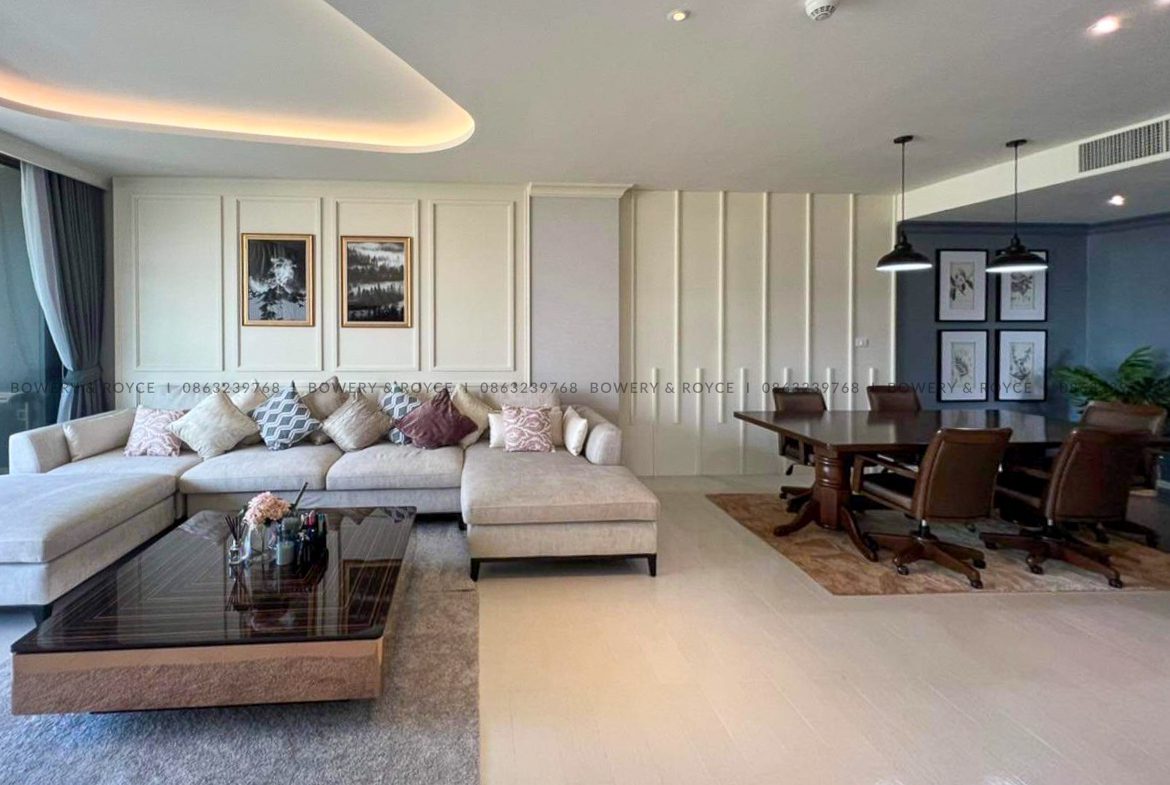 HUA HIN - Beautiful Three Bedroom Condo for Sale in Hua Hin