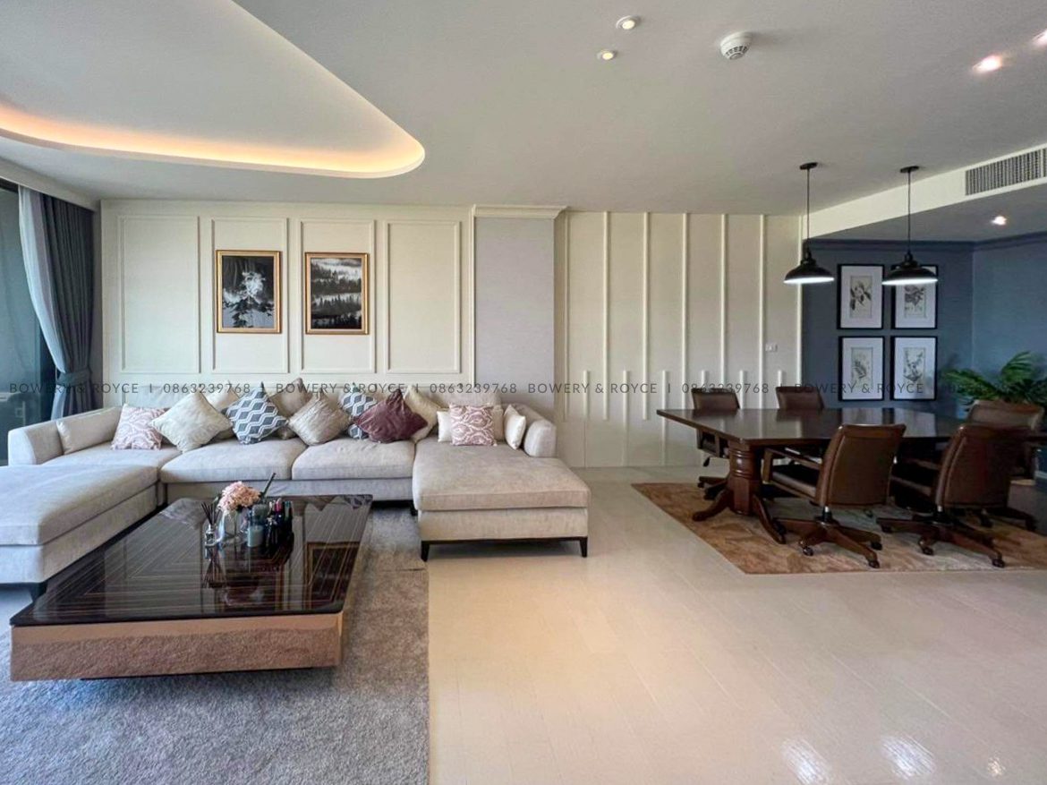 HUA HIN - Beautiful Three Bedroom Condo for Sale in Hua Hin