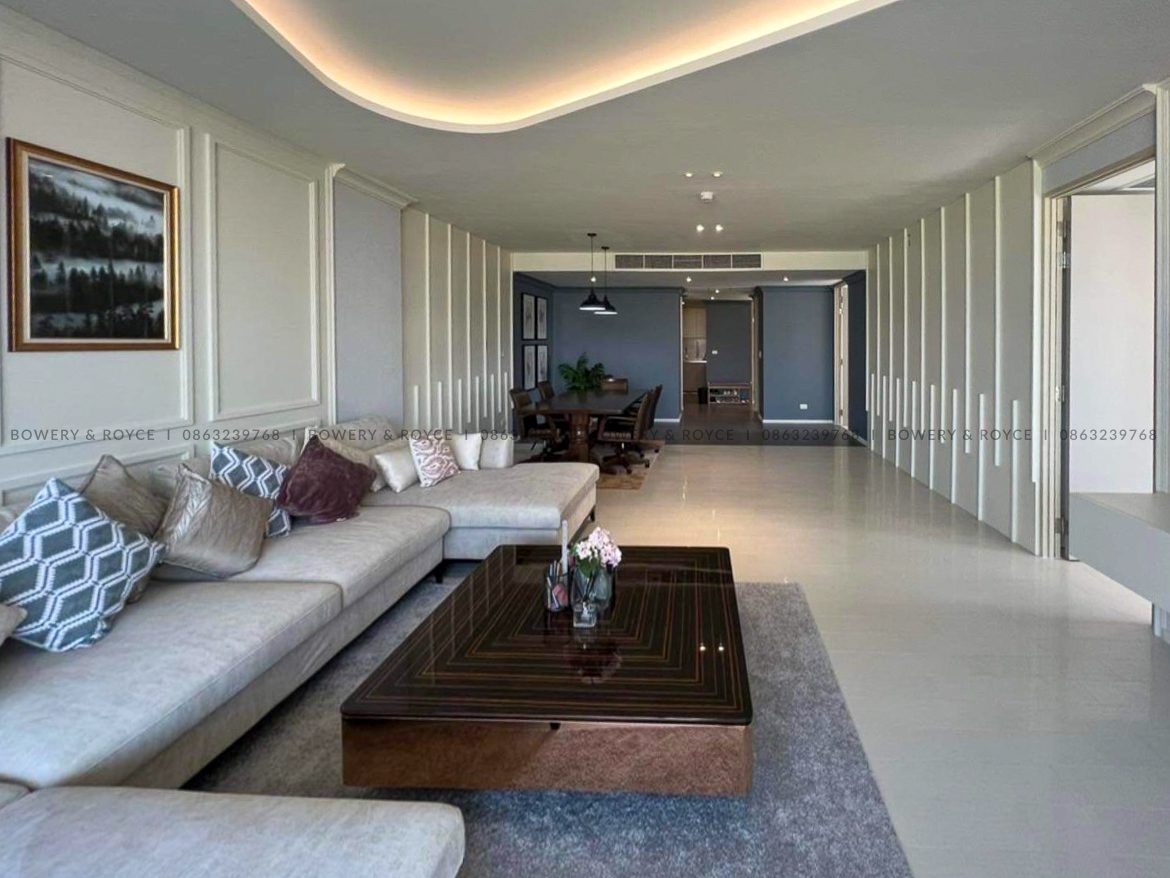 HUA HIN - Beautiful Three Bedroom Condo for Sale in Hua Hin