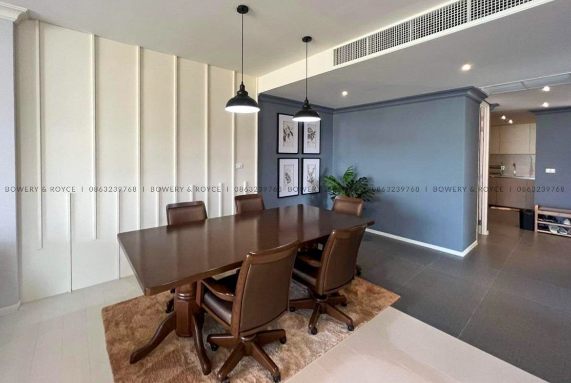HUA HIN - Beautiful Three Bedroom Condo for Sale in Hua Hin