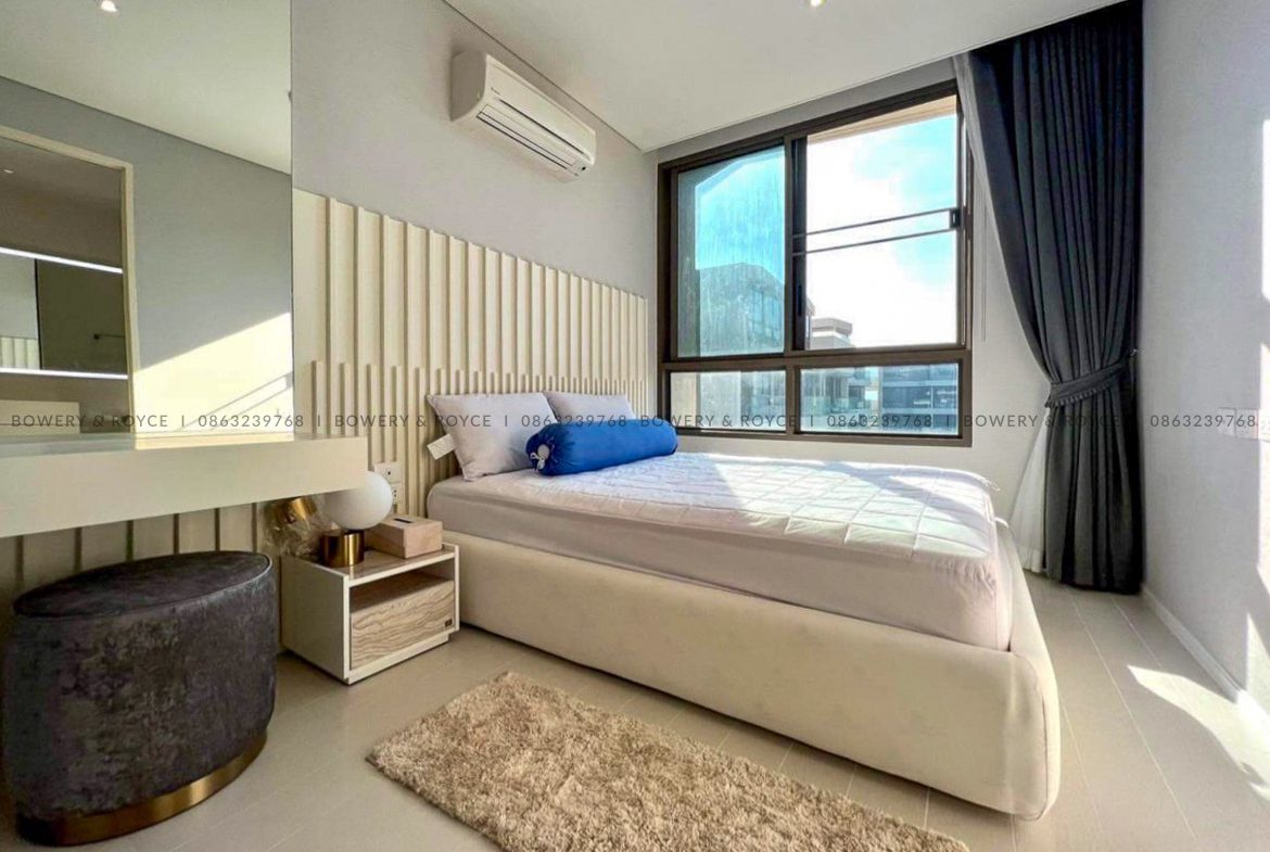 HUA HIN - Beautiful Three Bedroom Condo for Sale in Hua Hin