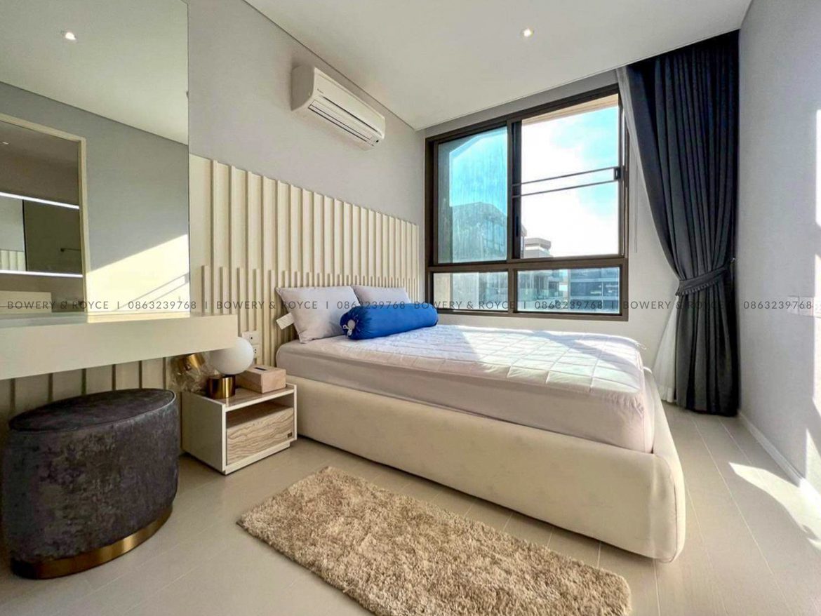 HUA HIN - Beautiful Three Bedroom Condo for Sale in Hua Hin