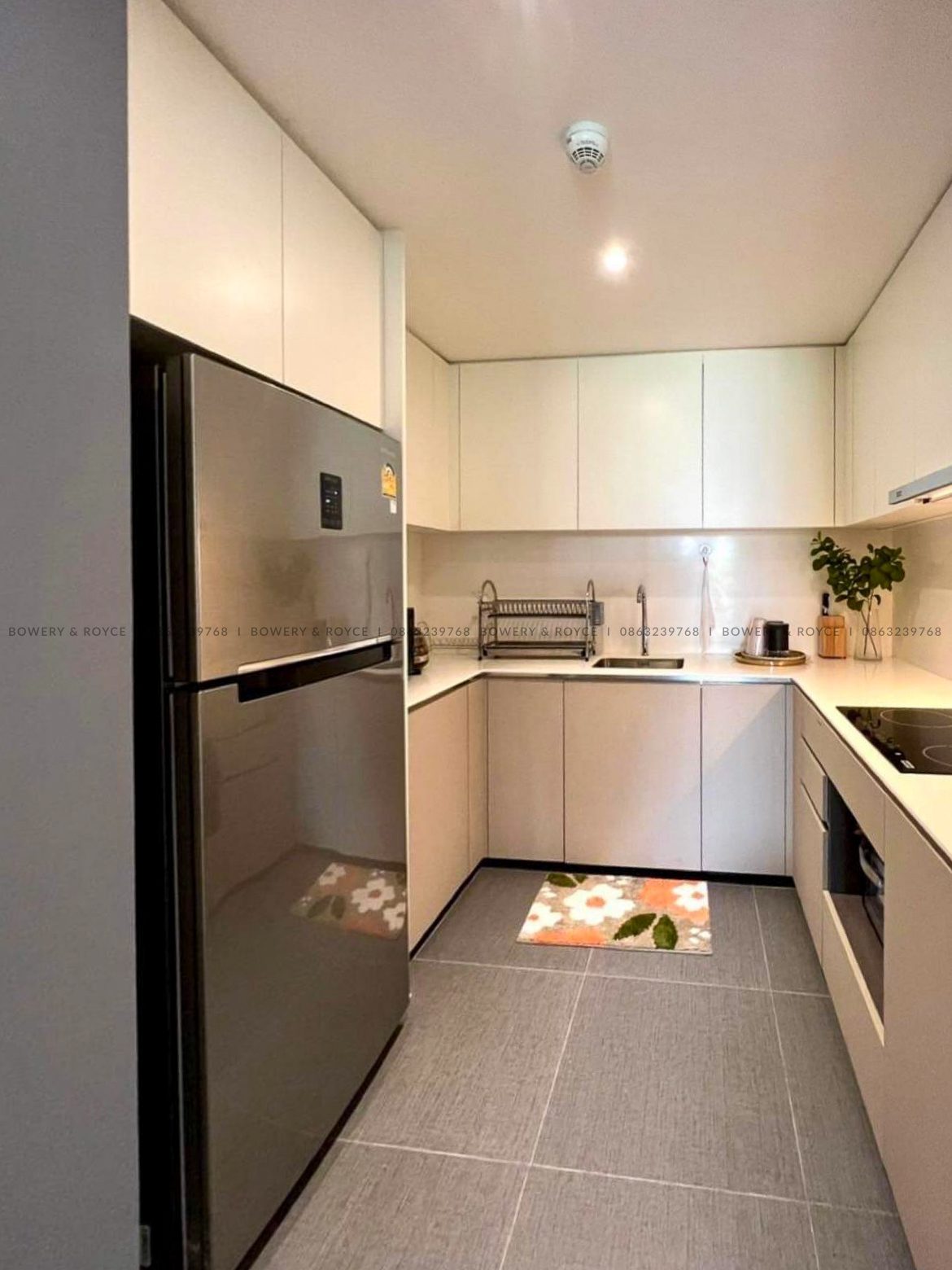 HUA HIN - Beautiful Three Bedroom Condo for Sale in Hua Hin