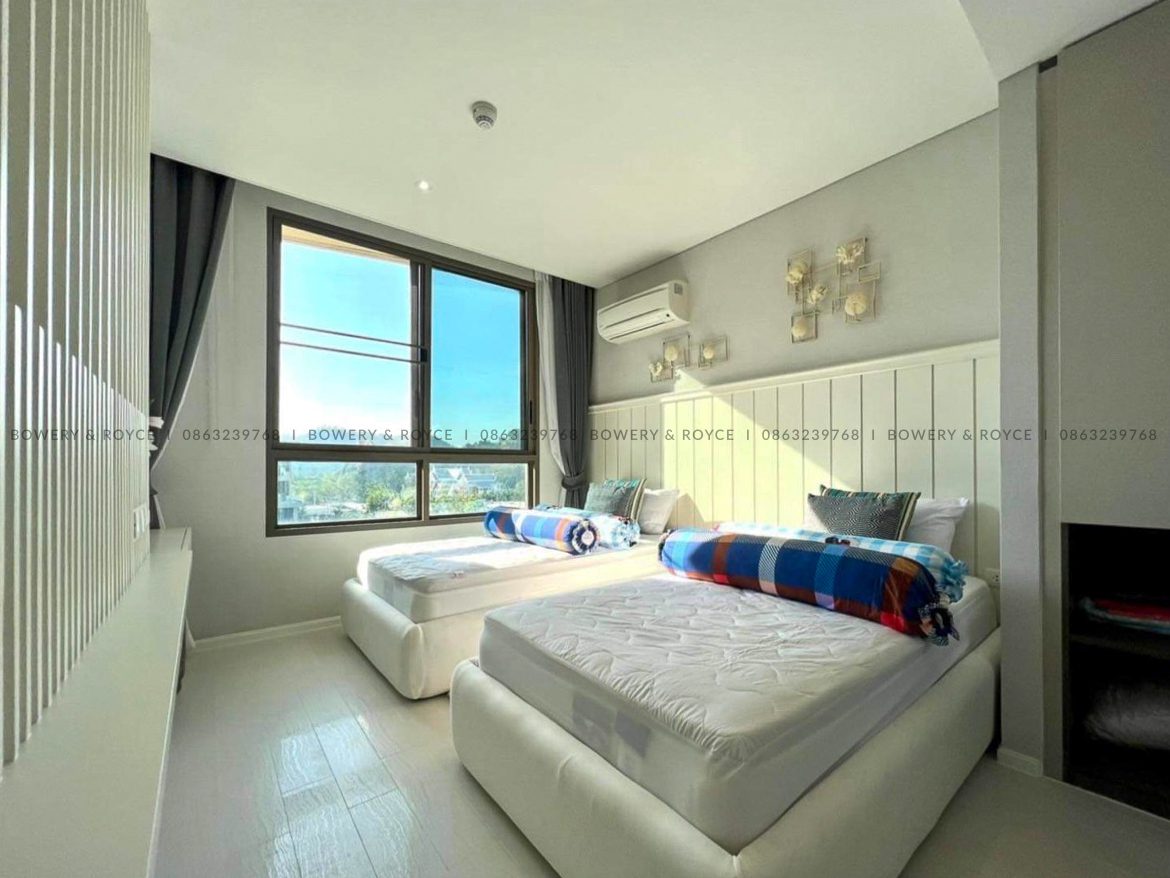 HUA HIN - Beautiful Three Bedroom Condo for Sale in Hua Hin
