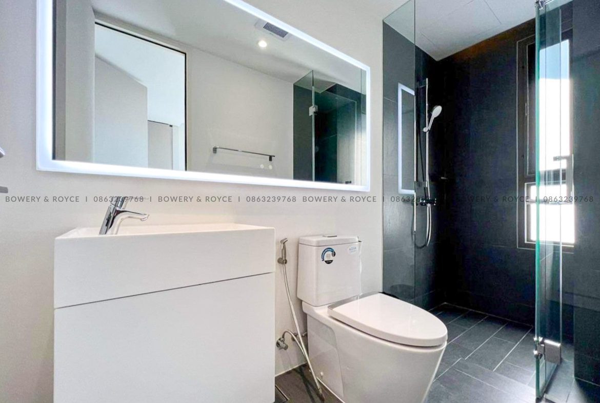 HUA HIN - Beautiful Three Bedroom Condo for Sale in Hua Hin