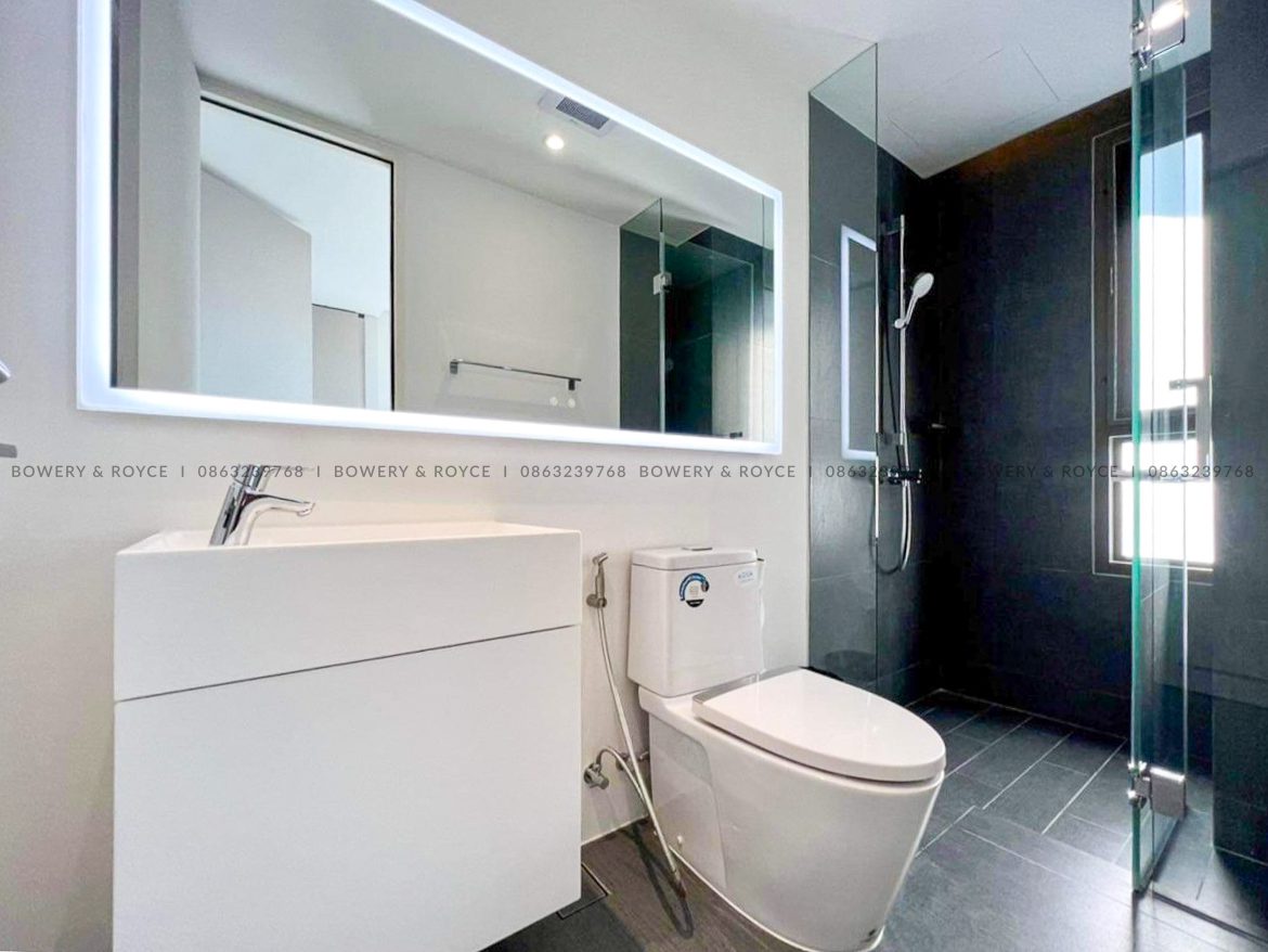 HUA HIN - Beautiful Three Bedroom Condo for Sale in Hua Hin
