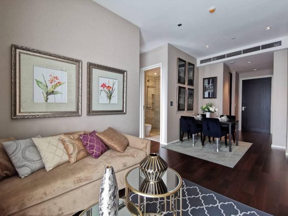 Beautiful Decorated Two Bedroom Condo for Rent at the Diplomat 39 Phrom Phong