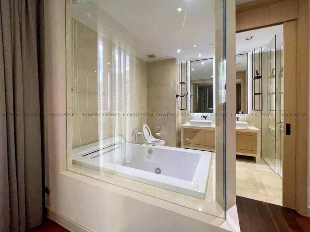 Immaculate Three Bedroom Condo for Sale at Marque 39 Phrom Phong