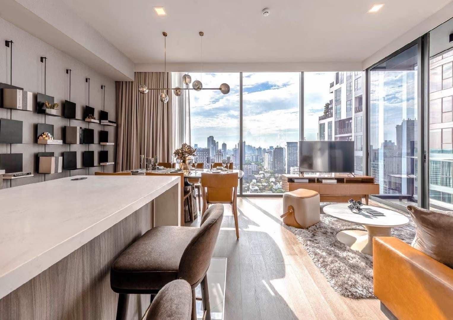 Modern Three Bedroom Condo for Rent in Asoke – living area Modern Three Bedroom Condo for Rent in Asoke