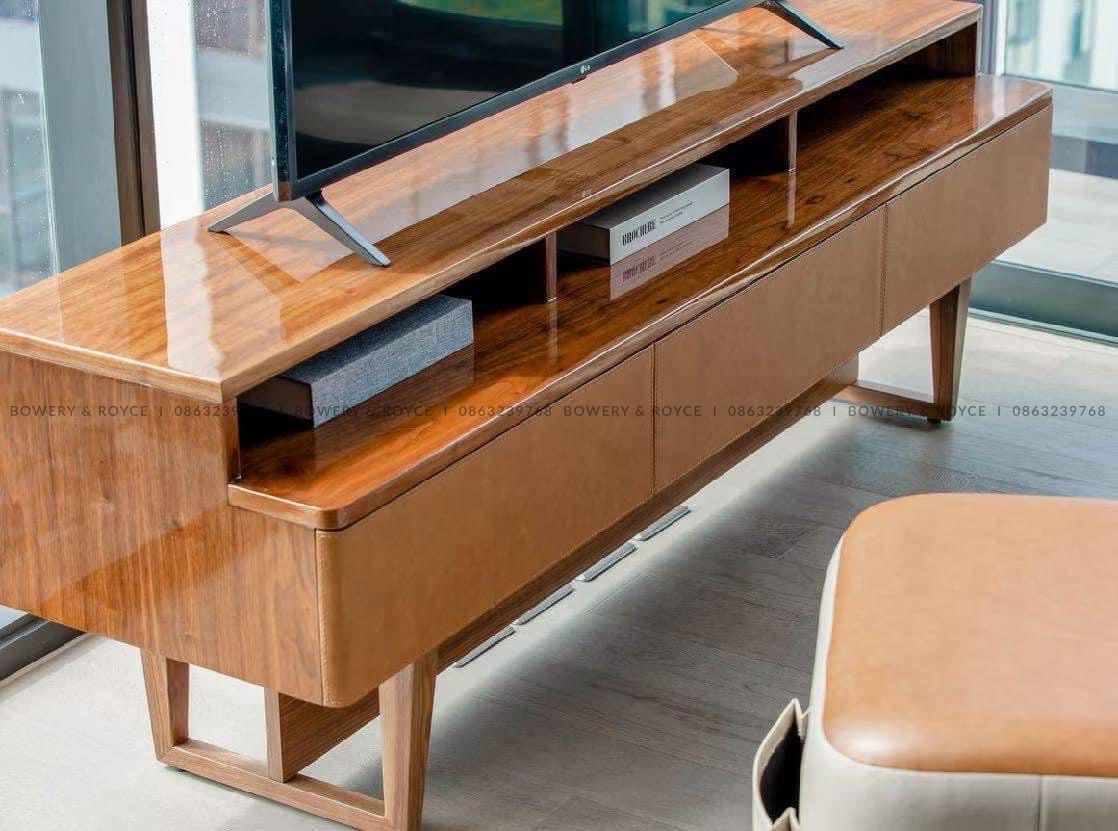 Modern Three Bedroom Condo for Rent in Asoke – high quality furniture Modern Three Bedroom Condo for Rent in Asoke
