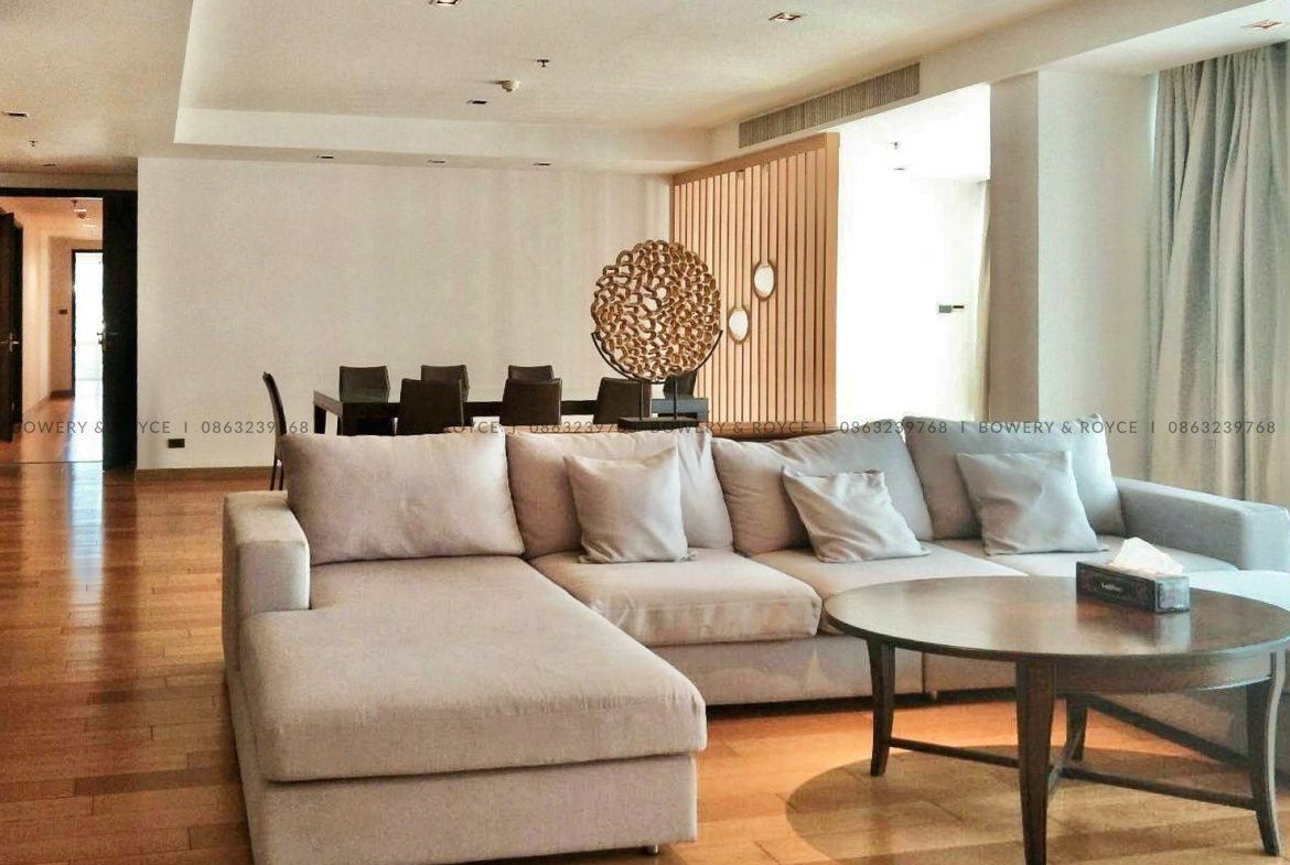 Extra Large Four Bedroom Condo for Rent in Phrom Phong