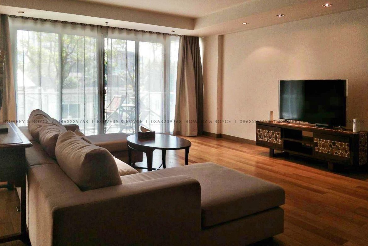 Extra Large Four Bedroom Condo for Rent in Phrom Phong