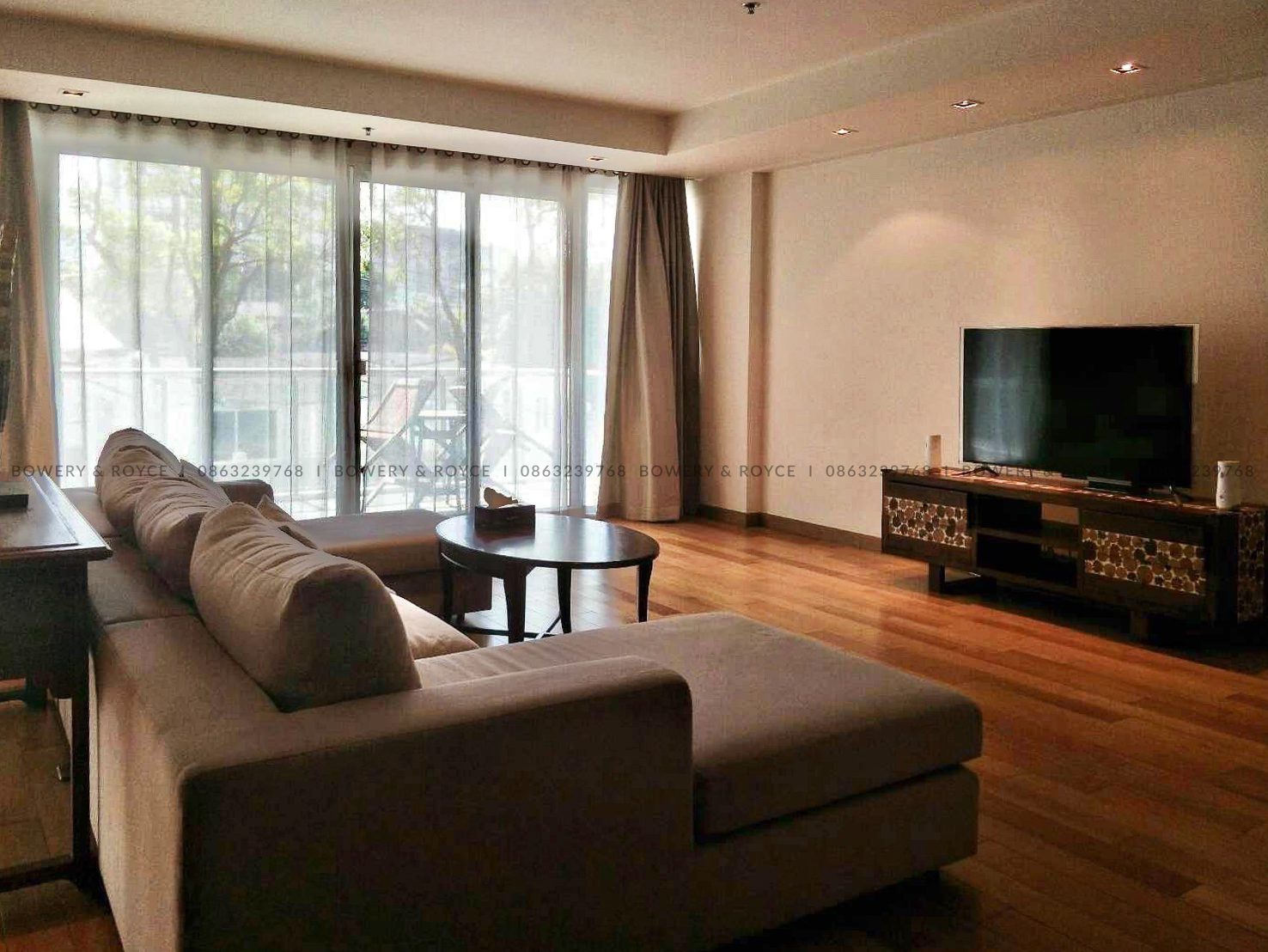 Extra Large Four Bedroom Condo for Rent in Phrom Phong